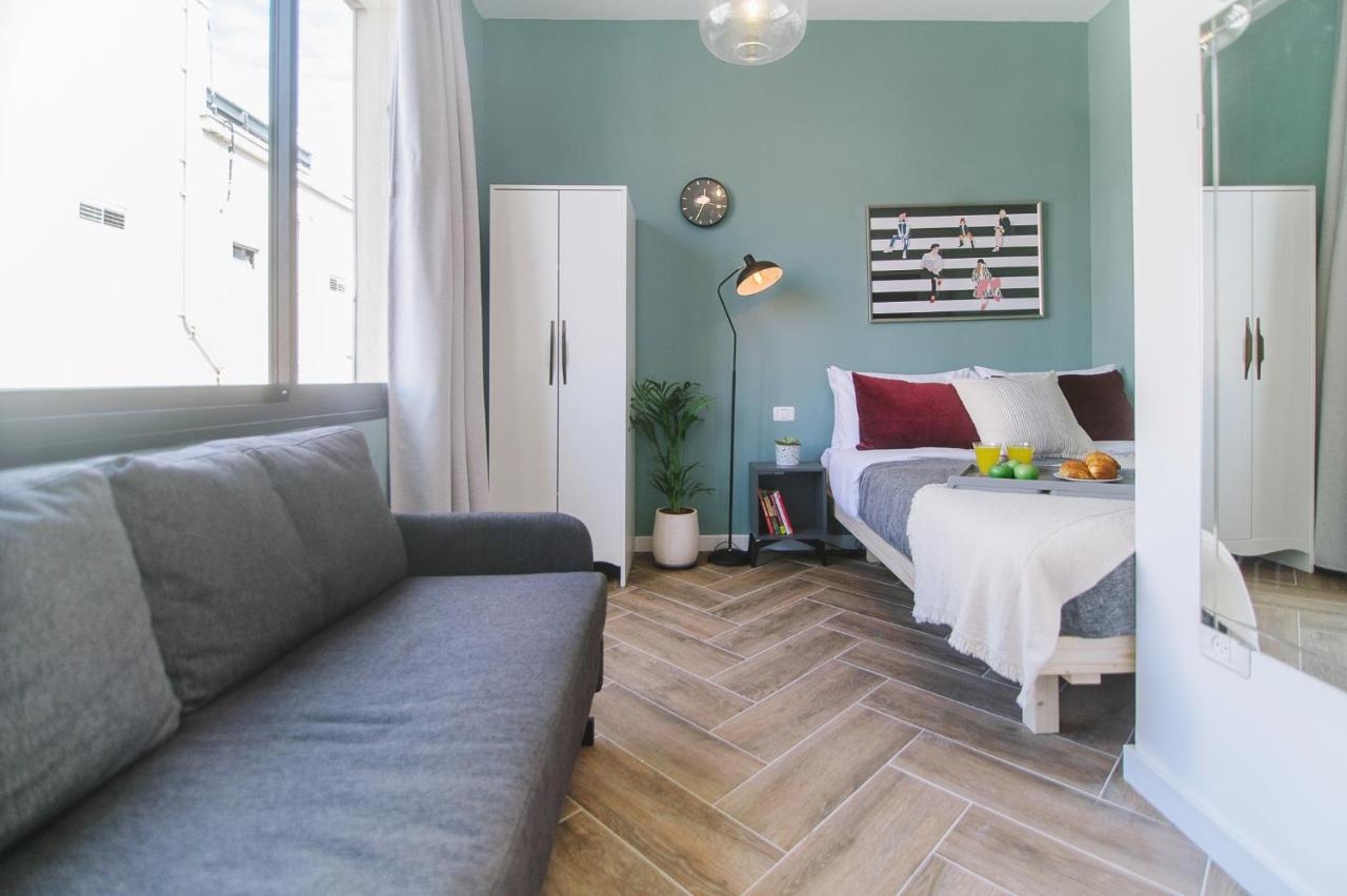 Monochrome - By Loginn Tel-avivian Hotel Tel Aviv
